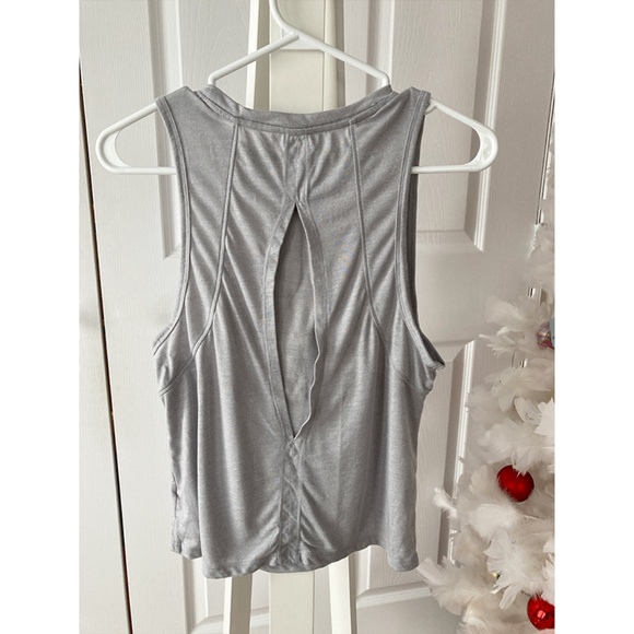 Workout Set - Reebook and RBK - Size S (top) and M - Picture 3 of 6